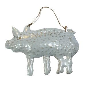 Metal Pig Wall Decor